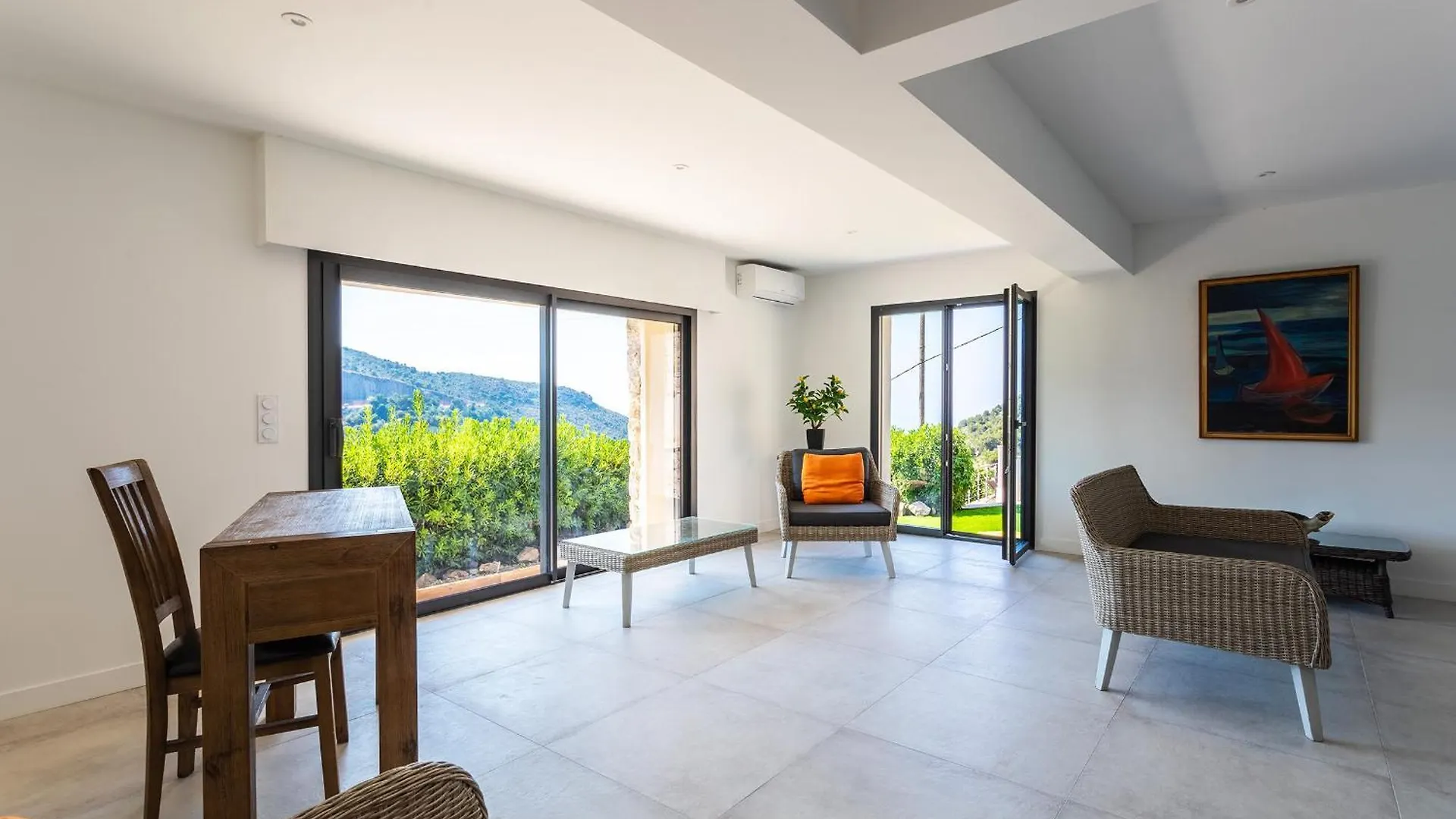 La Turbie Vista Vi4422 By Riviera Holiday Home Villa